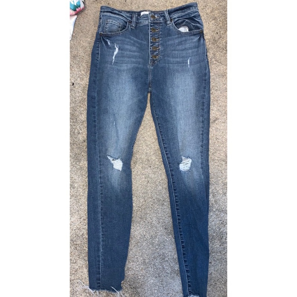 High waisted jeans